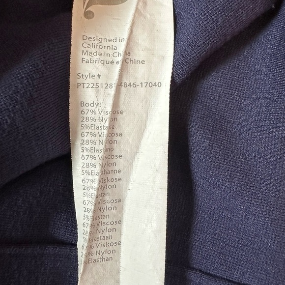 Fabletics Ponte Kick Flare Side Zip Navy Leggings M - Picture 5 of 8